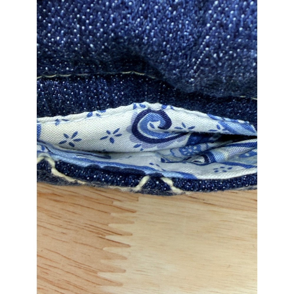 Vera Bradley Denim Coin Purse Keychain Small Pouch Wallet Blue White
#64 - Picture 5 of 6